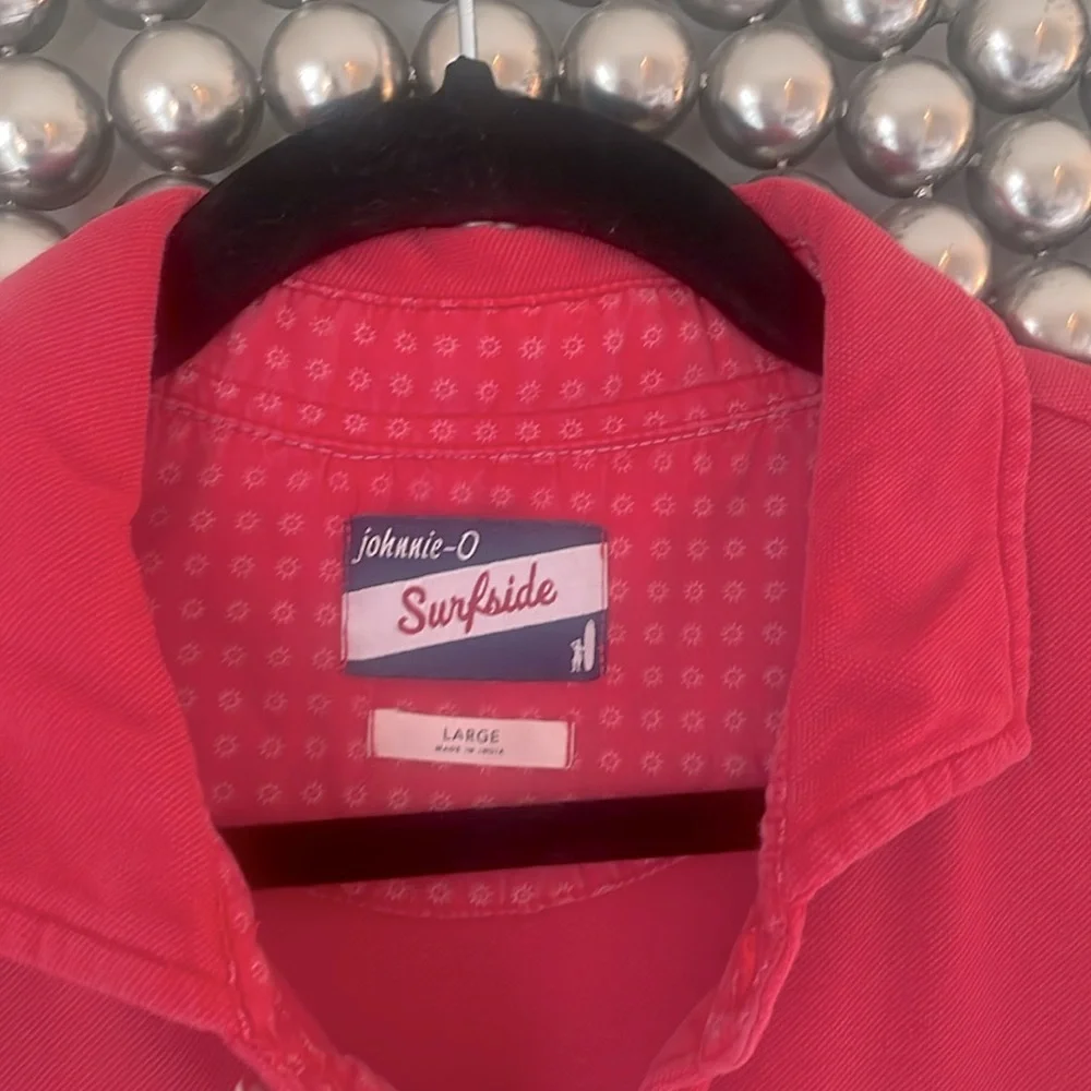 Johnnie-O Surfside Garment Dyed Pique Polo Shirt in Malibu Red - Picture 2 of 5